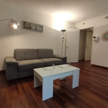 Apartment Studio Antibes, 1 Piece, 2 Personnes - Fr-1-252-168 *