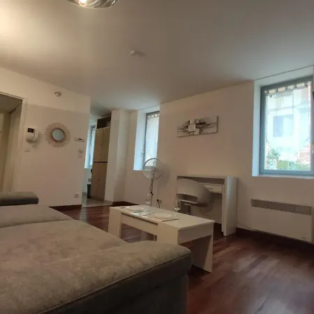 Apartment Studio Antibes, 1 Piece, 2 Personnes - Fr-1-252-168 Antibes